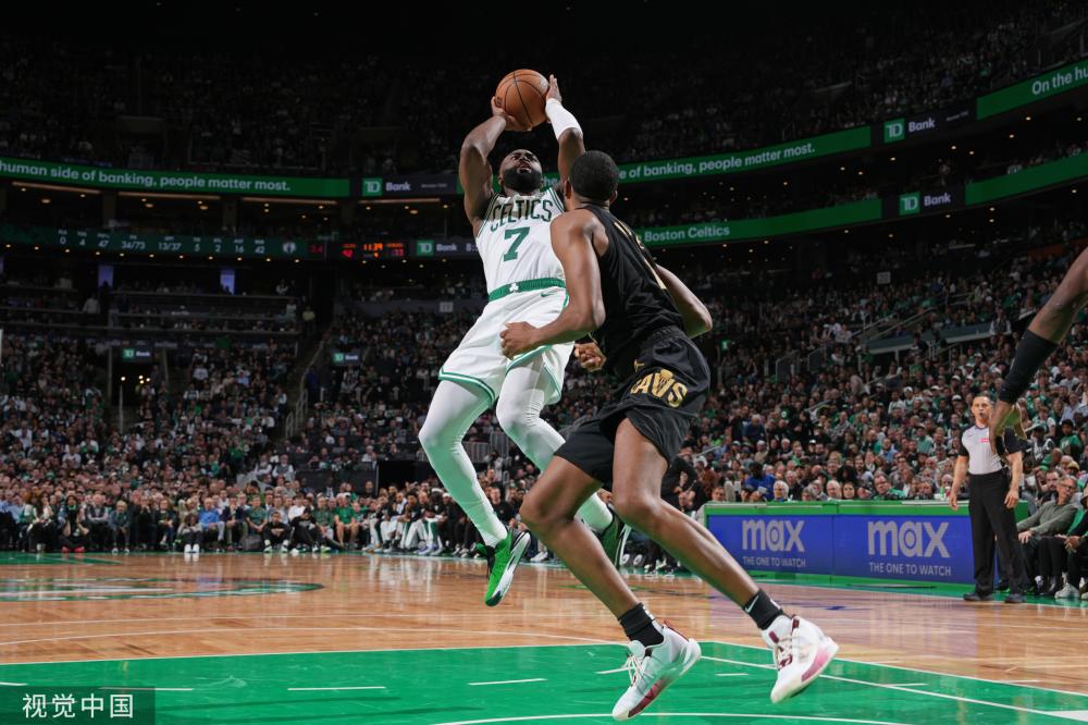 （体育）羽毛球——世锦赛：安东森晋级男单四强